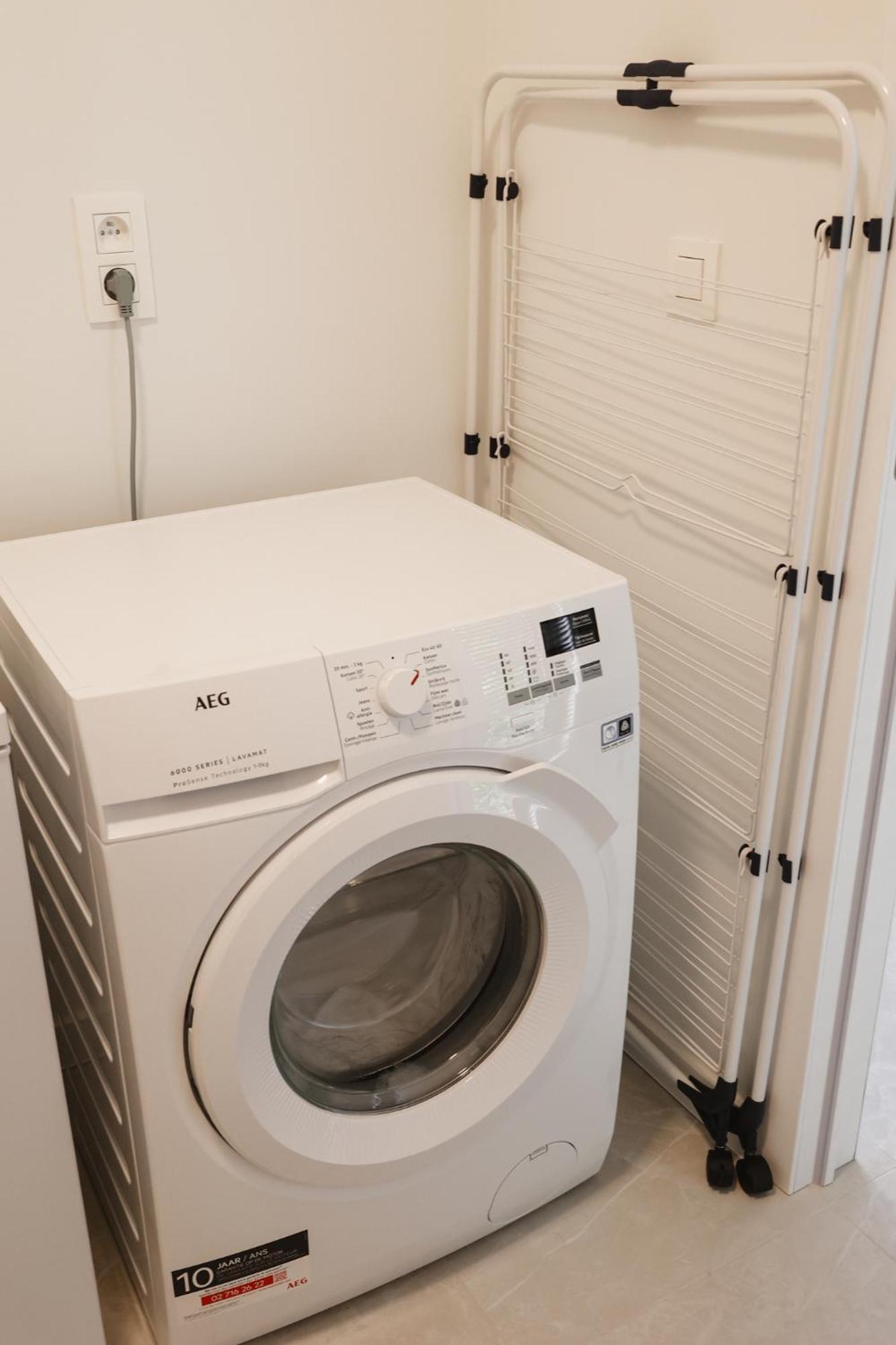 Brand New Apartment Sint-Niklaas Zewnętrze zdjęcie